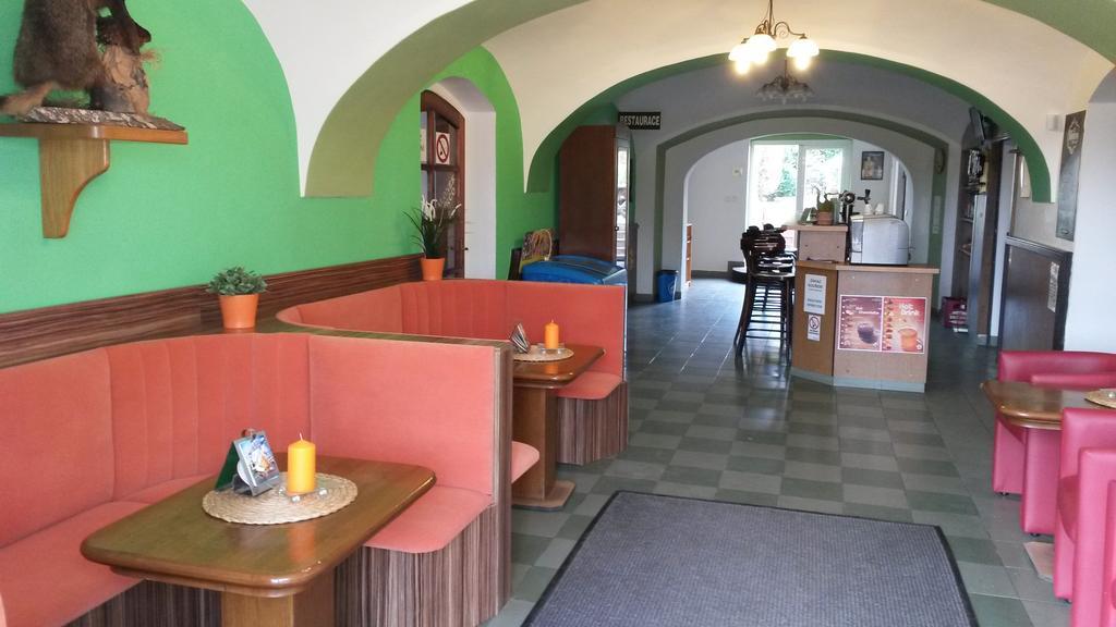 Hotel Club Vranovska Ves Luaran gambar