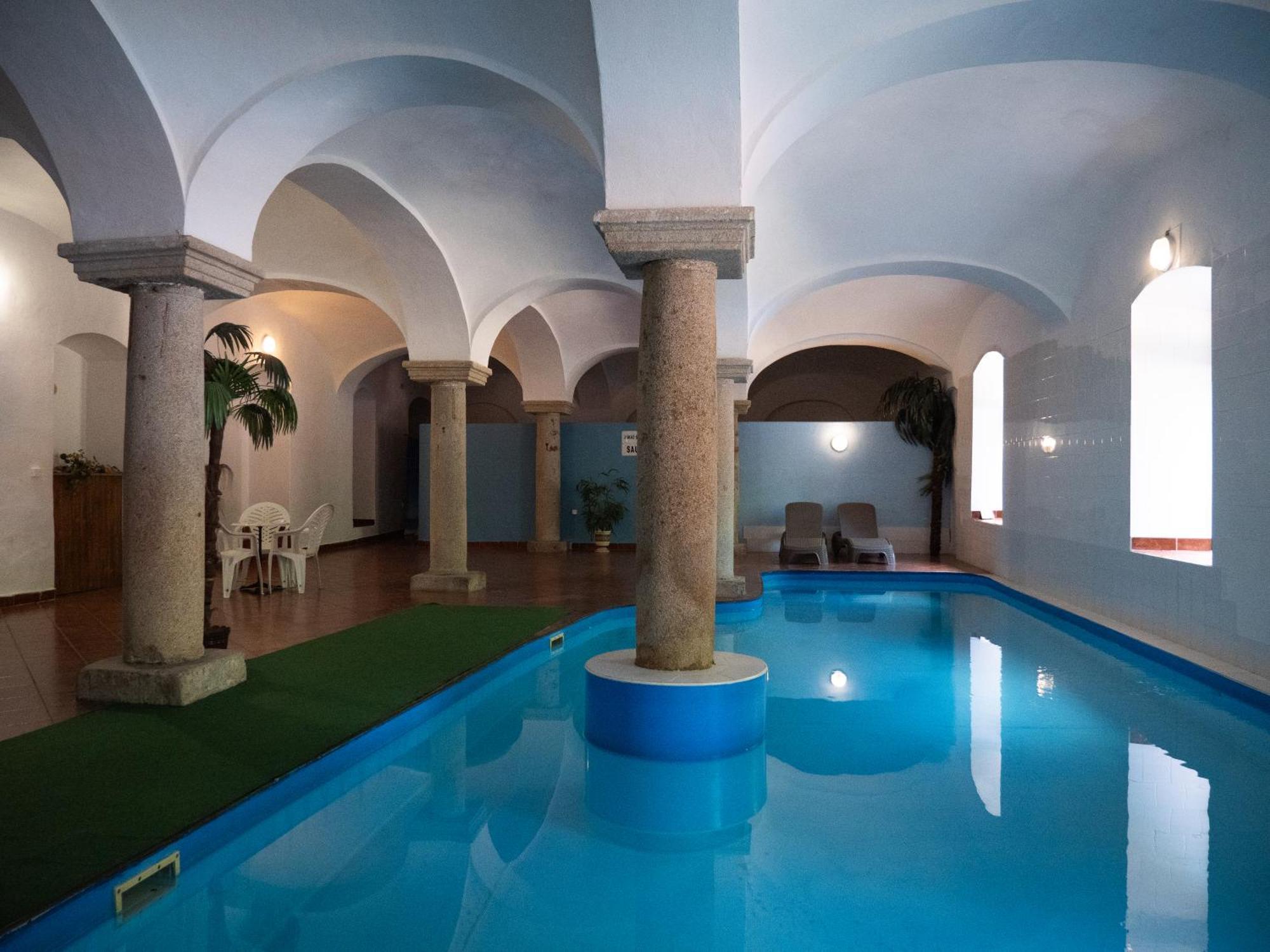 Hotel Club Vranovska Ves Luaran gambar