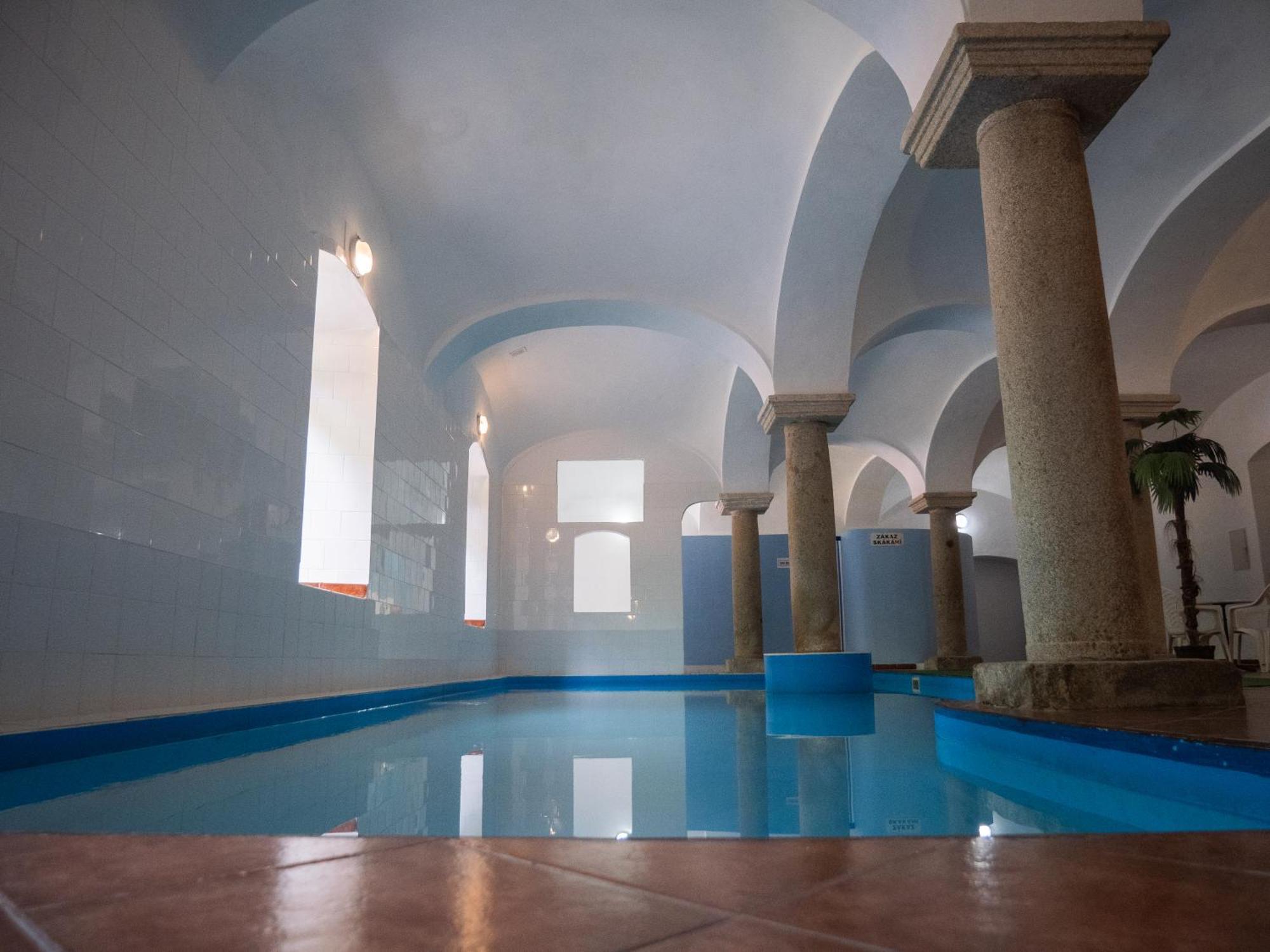 Hotel Club Vranovska Ves Luaran gambar