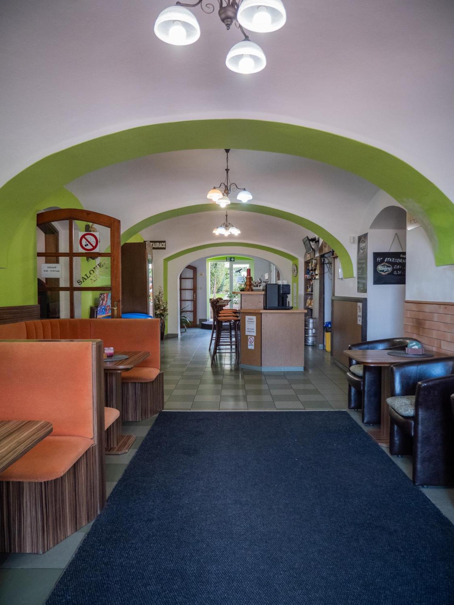 Hotel Club Vranovska Ves Luaran gambar
