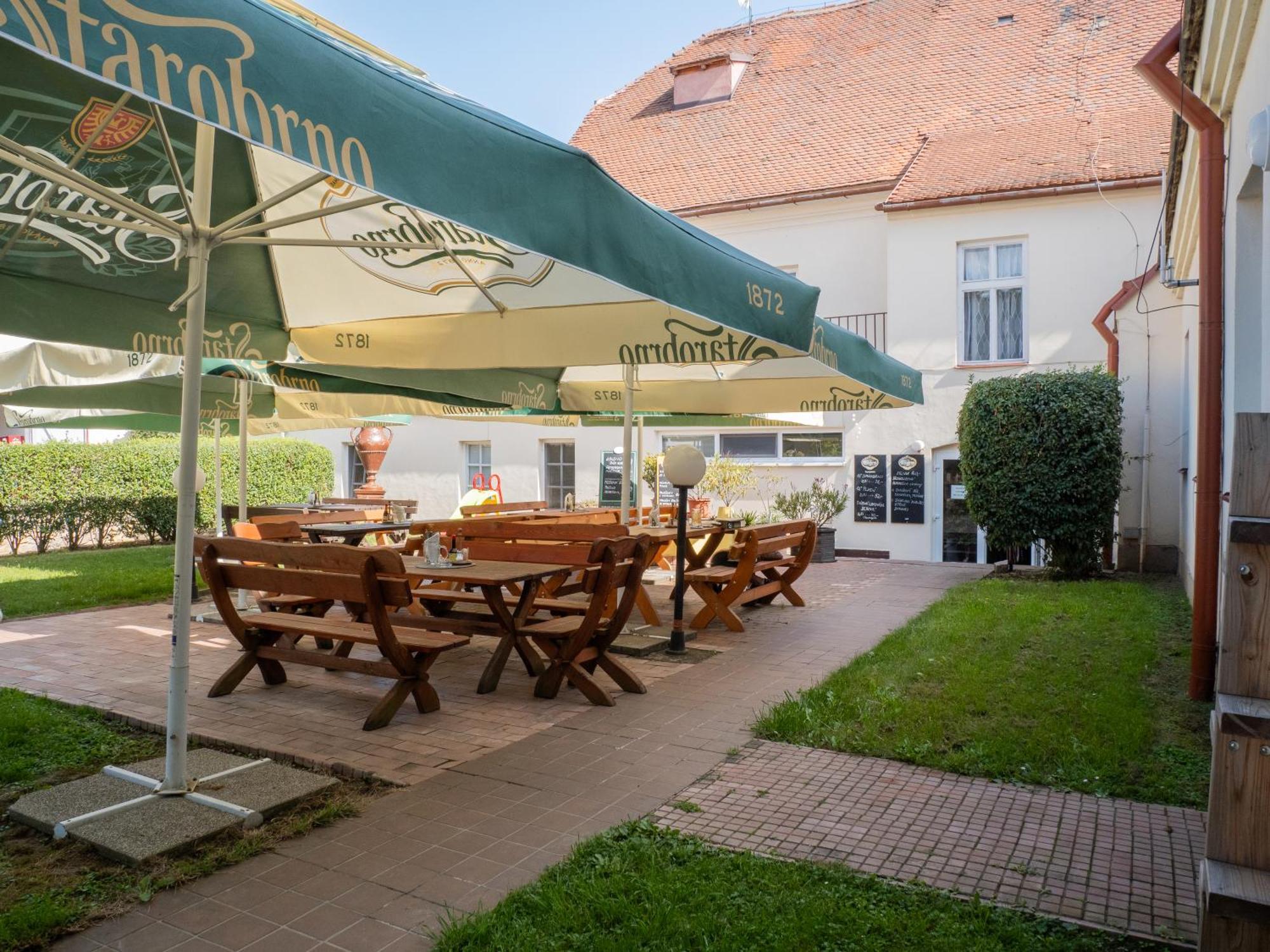 Hotel Club Vranovska Ves Luaran gambar