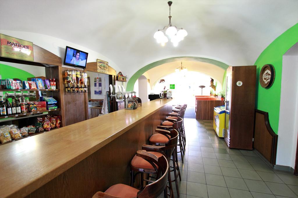 Hotel Club Vranovska Ves Luaran gambar