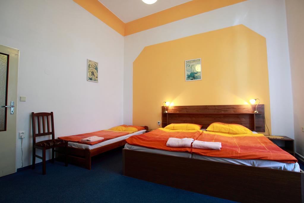 Hotel Club Vranovska Ves Luaran gambar